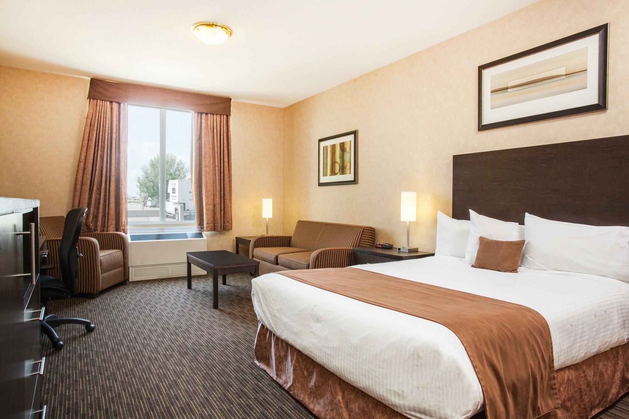 Ramada By Wyndham Estevan Esterno foto